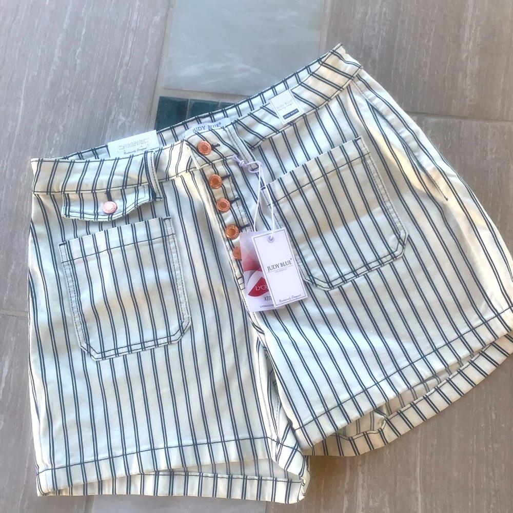NWT Judy Blue shorts